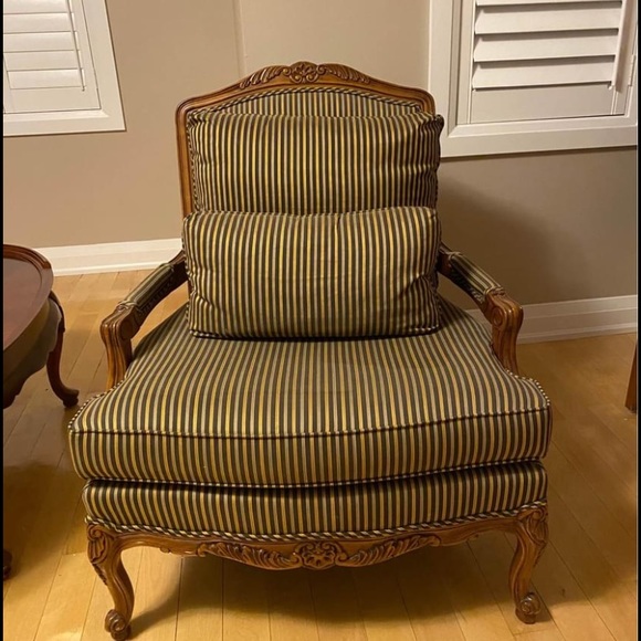 Stripes brown fabric arm chair - Picture 3 of 6